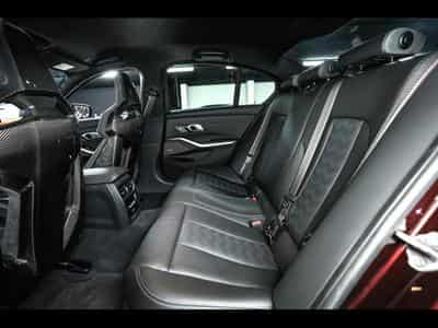 BMW M3 COMPETITION LIMOUSINE (G80) - MADEIRA RED METALLIC – BMW IND (2025) - Foto 13