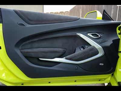 Chevrolet Camaro ZL1 6.2 V8 RWD - MANUAL 6 – SHOCK YELLOW (2020) - Foto 8