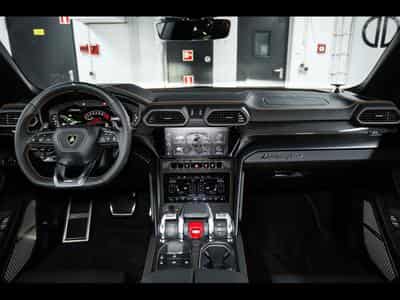 Lamborghini Urus S 4.0 V8  (666 CH) - AKRAPOVIC (2024) - Photo 15