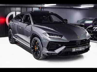 Lamborghini Urus S 4.0 V8  (666 CH) - AKRAPOVIC (2024) - Photo 4