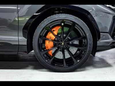 Lamborghini Urus S 4.0 V8  (666 CH) - AKRAPOVIC (2024) - Photo 8