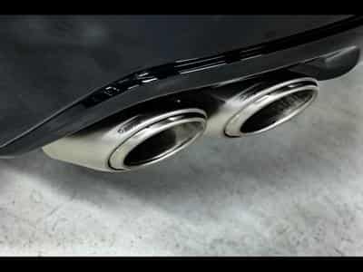 Lamborghini Urus S 4.0 V8  (666 CH) - AKRAPOVIC (2024) - Photo 9