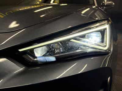 Cupra Leon 2.0 DSG7 300cv (2022) - Foto 3