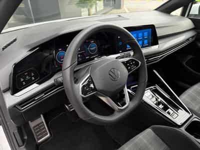 VW Golf VIII GTD (2023) - Photo 5
