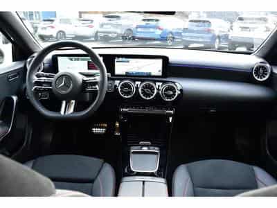 Mercedes GLA 200 (2025) - Photo 9