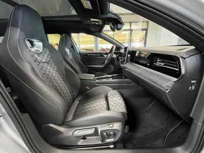 VW Passat (2025) - Photo 6