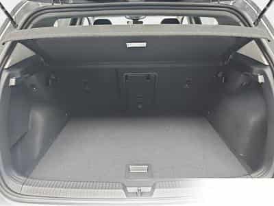 VW Golf (2026) - Photo 13