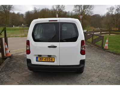 Citroën Berlingo Maxi 1,5 Blue HDi 100 3 Places très soigné (2021) - Photo 5