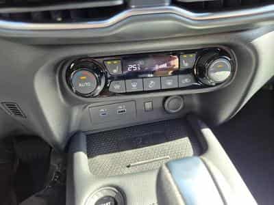 Nissan Juke 1.0 DIG-T 114 Auto N-Design (2026) - Photo 12