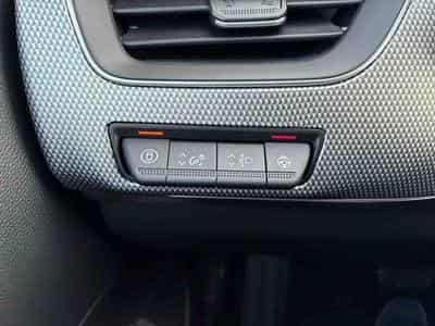 Renault Arkana 1.3 E-Tech Full Hybrid 145 EDC TECHNO (2025) - Photo 11