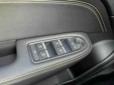 Renault Arkana 1.3 E-Tech Full Hybrid 145 EDC TECHNO (2025) - Photo 12