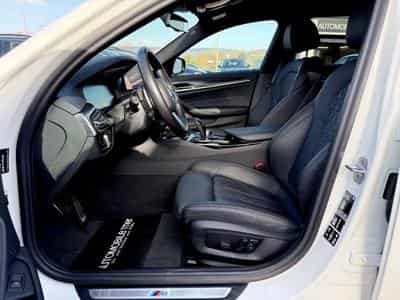 BMW 530 530d xDrive Touring M Sport Paket (2023) - Photo 9