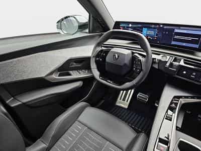 Peugeot 3008 1.2 Hybrid 145 E-DSC6 GT (2025) - Foto 8