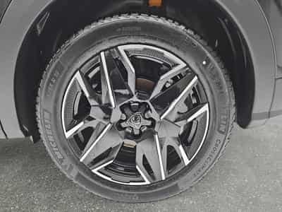 Peugeot 3008 1.2 Hybrid 145 E-DSC6 GT (2025) - Photo 6