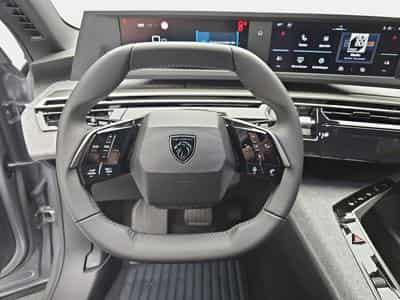 Peugeot 3008 1.2 Hybrid 145 E-DSC6 Allure (2025) - Photo 11