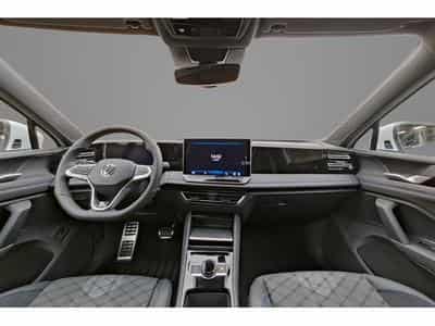 VW Tiguan 1.5 eTSI 150 DSG R-Line (2025) - Photo 7