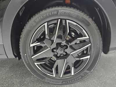 Peugeot 5008 1.2 PureTech 146 e-DSC6 GT (2025) - Photo 6