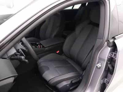 Peugeot 508 1.6 PHEV 225 EAT8 Allure (2025) - Photo 6