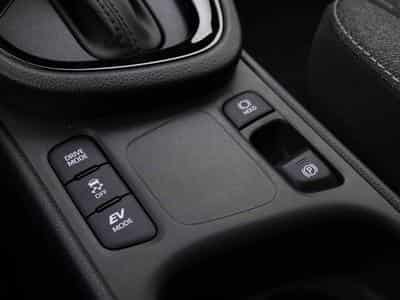 Toyota Yaris Cross 1.5 VVT-i  130 Hybride Executive (2025) - Photo 11