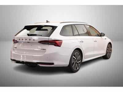 Skoda Octavia 2.0 TSI DSG 150 Sportline (2026) - Photo 4