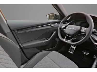 Skoda Octavia 2.0 TSI DSG 150 Sportline (2026) - Photo 8