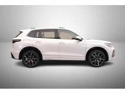 VW Tiguan 1.5 TSI PHEV 270 DSG R-Line (2025) - Photo 3