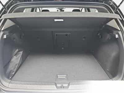 VW Golf (2026) - Photo 13
