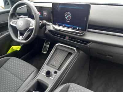 VW T-Roc R-Line 1.5 eTSI (2026) - Photo 10