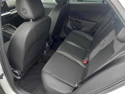 VW T-Roc R-Line 1.5 eTSI (2026) - Photo 3