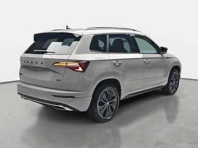 Skoda Karoq 2.0 TSI 190 DSG SPORTLINE 4x4 (2025) - Foto 4