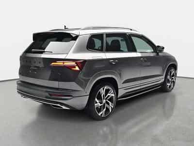 Skoda Karoq 1.5 TSi 150 DSG SPORTLINE (2025) - Foto 4