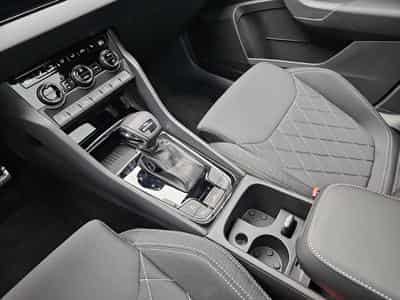 Skoda Karoq 1.5 TSi 150 DSG SPORTLINE (2025) - Foto 11