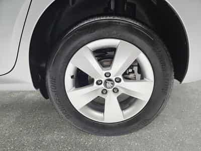 Skoda Kamiq 1.0 TSi 116 DSG 130 Year (2025) - Foto 5