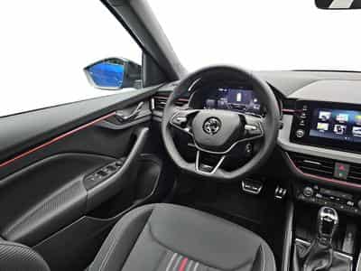 Skoda Kamiq 1.5 TSi 150 DSG Monte Carlo (2026) - Foto 9