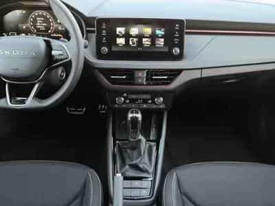 Skoda Kamiq 1.5 TSi 150 DSG Monte Carlo (2026) - Foto 11