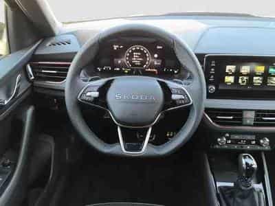 Skoda Kamiq 1.5 TSi 150 DSG Monte Carlo (2026) - Foto 8