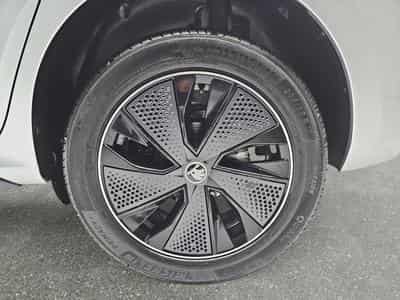 Skoda Kamiq 1.0 TSi 116 DSG Monte Carlo (2025) - Foto 6