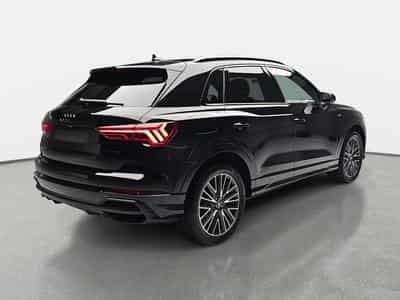 Audi Q3 35 TFSI S-Tronic 150  S-Line (2025) - Foto 4