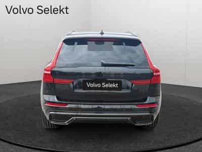Volvo XC60 B5 Ultra Black Edition / Essence (2025) - Foto 6