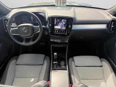 Volvo XC40 B3 Plus Dark / Essence (2025) - Foto 3