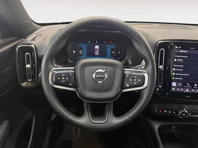 Volvo XC40 B3 Plus Dark / Essence (2025) - Foto 12