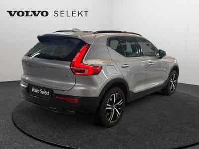 Volvo XC40 B3 Plus Dark / Essence (2025) - Foto 2