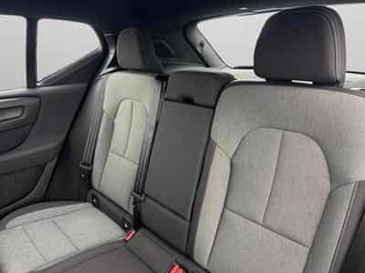 Volvo XC40 B3 Plus Dark / Essence (2025) - Foto 13