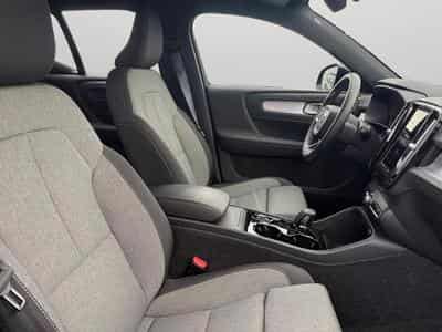 Volvo XC40 B3 Plus Dark / Essence (2025) - Foto 15