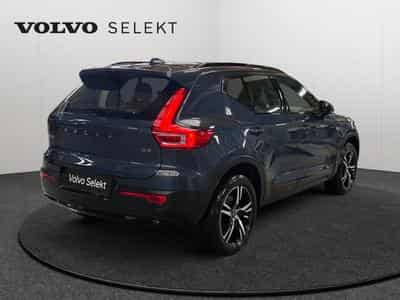 Volvo XC40 B3 Plus Dark / Essence (2025) - Foto 2