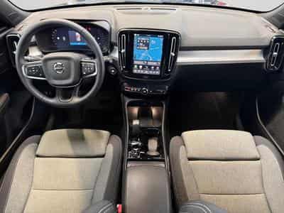 Volvo XC40 B3 Plus Dark / Essence (2025) - Foto 3