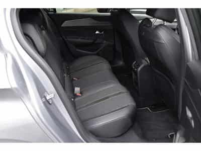 Peugeot 308 1.2 PureTech GT EAT8 REGUL LANE GPS CAM 1° MAIN (2024) - Foto 8