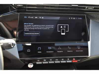 Peugeot 408 1.2 PureTech Allure EAT8 SG CHFF LANE CAM360 JA19 1° MAIN (2024) - Foto 13