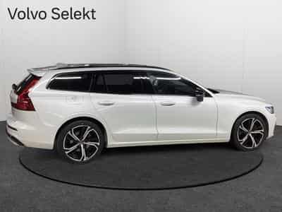 Volvo V60 B4 Plus Dark / Essence (2025) - Photo 7