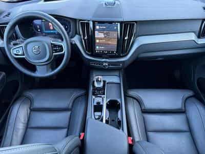 Volvo XC60 B5 Ultra Black Edition / Essence (2025) - Photo 10